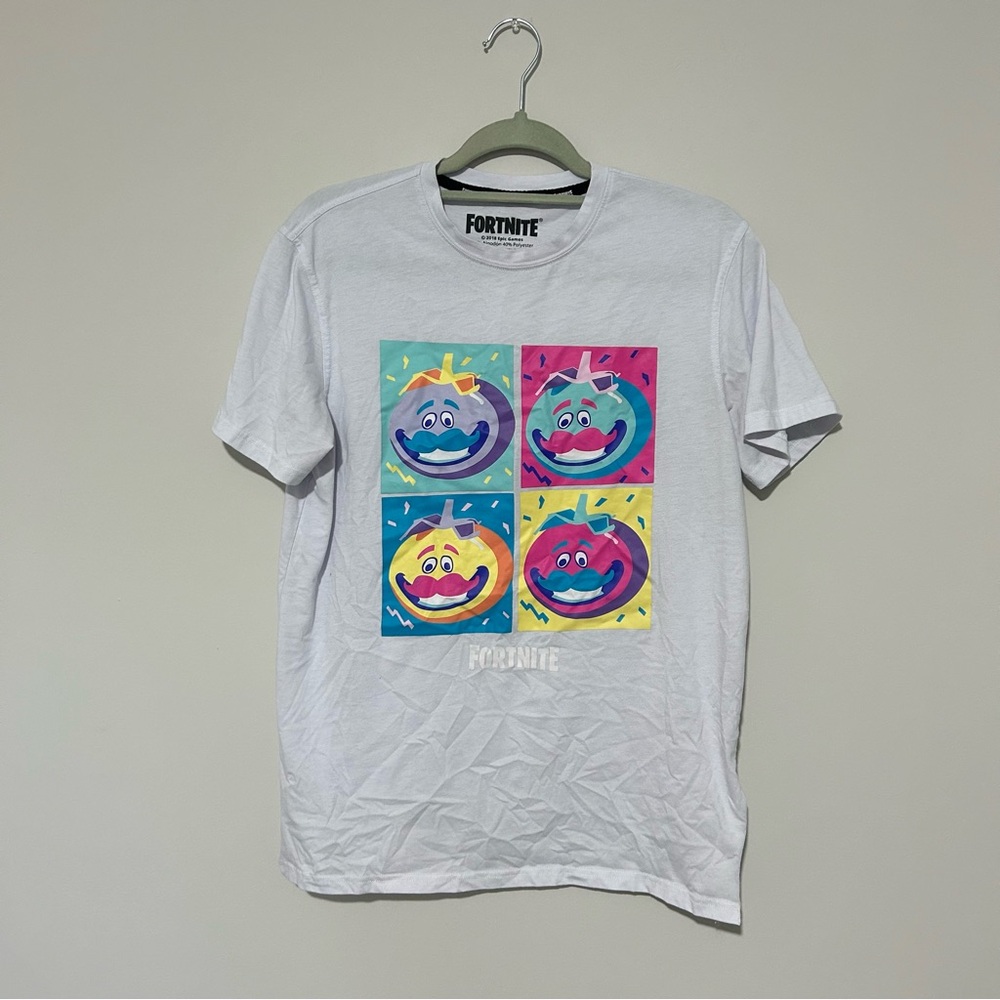 Fortnite Epic Games White Tee Shirt Size Medium